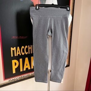 Ellie: Brown and Orange Peach Back Leg Insert Capris Size Small